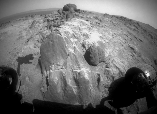 mars-rover-opportunity-weird-rocks
